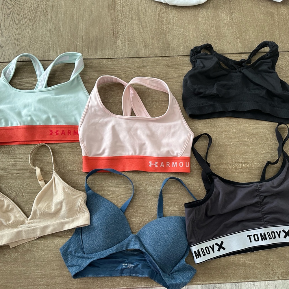 Comfy bras  barely worn great brands size xs and s